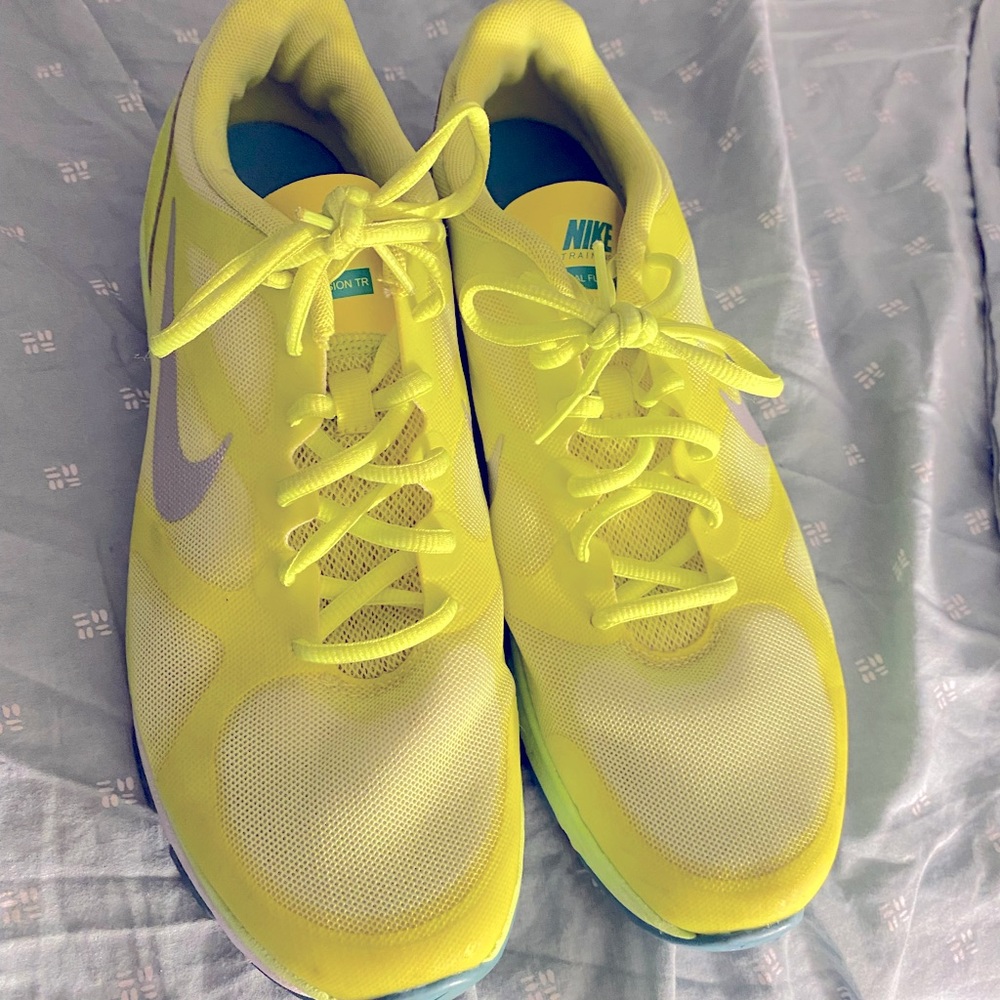 Nike size 9.5